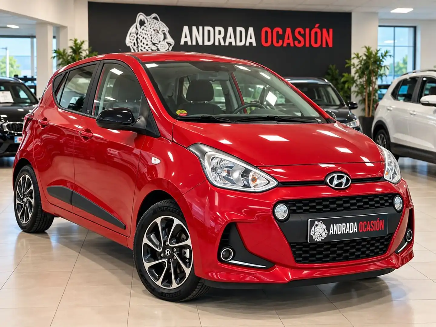 Hyundai i10 1.2 Go Plus Aut. Rojo - 1