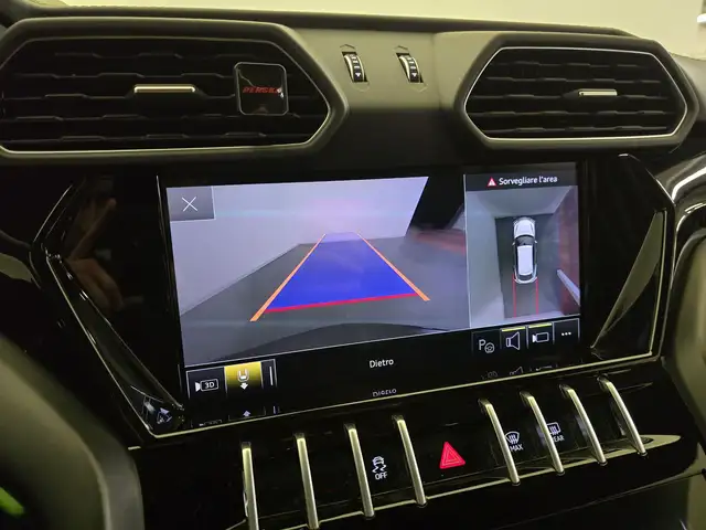 Lamborghini Urus view 13