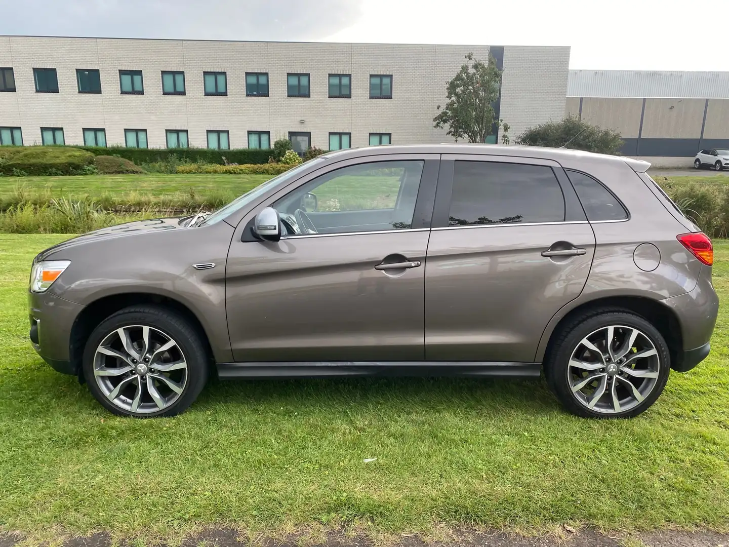 Mitsubishi ASX 2015 * 1.6 ClearTec Entry * KM Uniek * APK Brun - 2