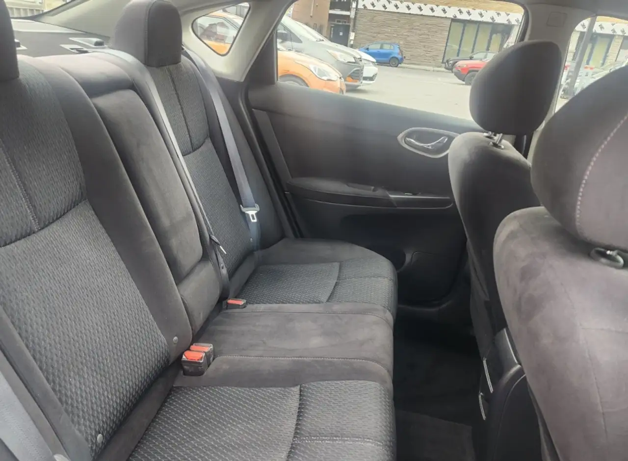 Nissan Sentra снимка Nissan Sentra