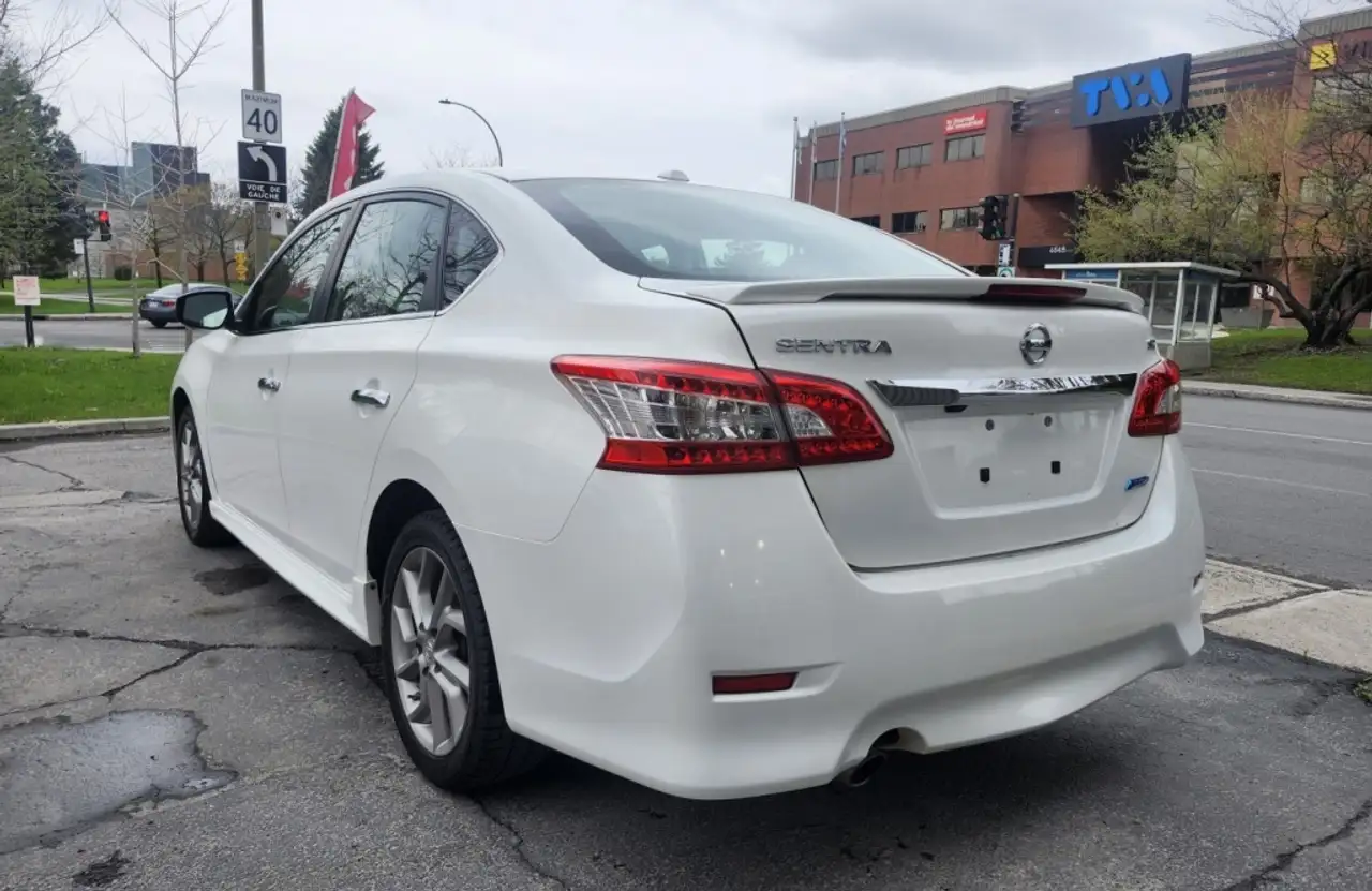 Nissan Sentra снимка Nissan Sentra