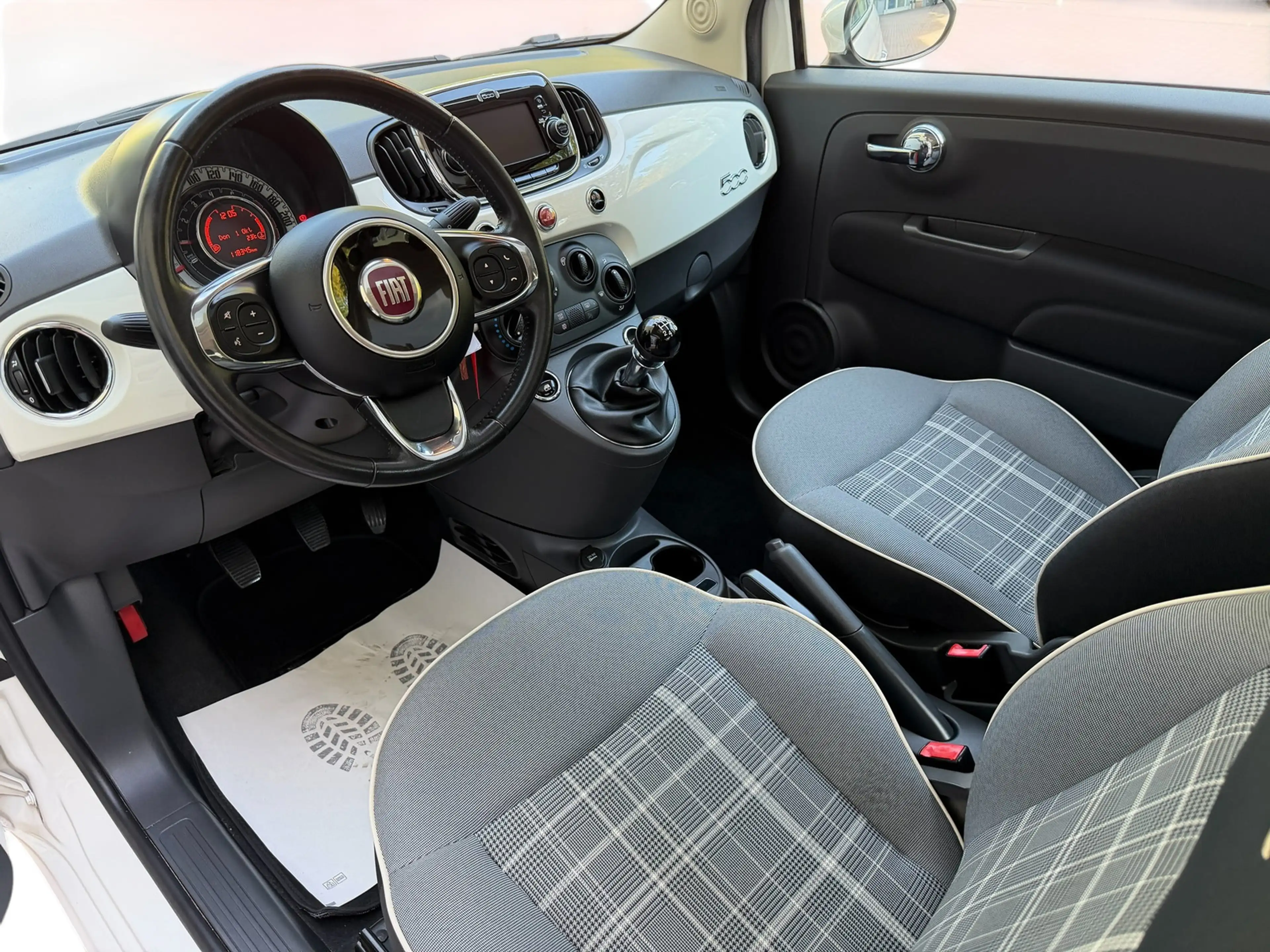Fiat 500 Lounge *Tüv Neu*Schiebedach*Klima* — photo 13