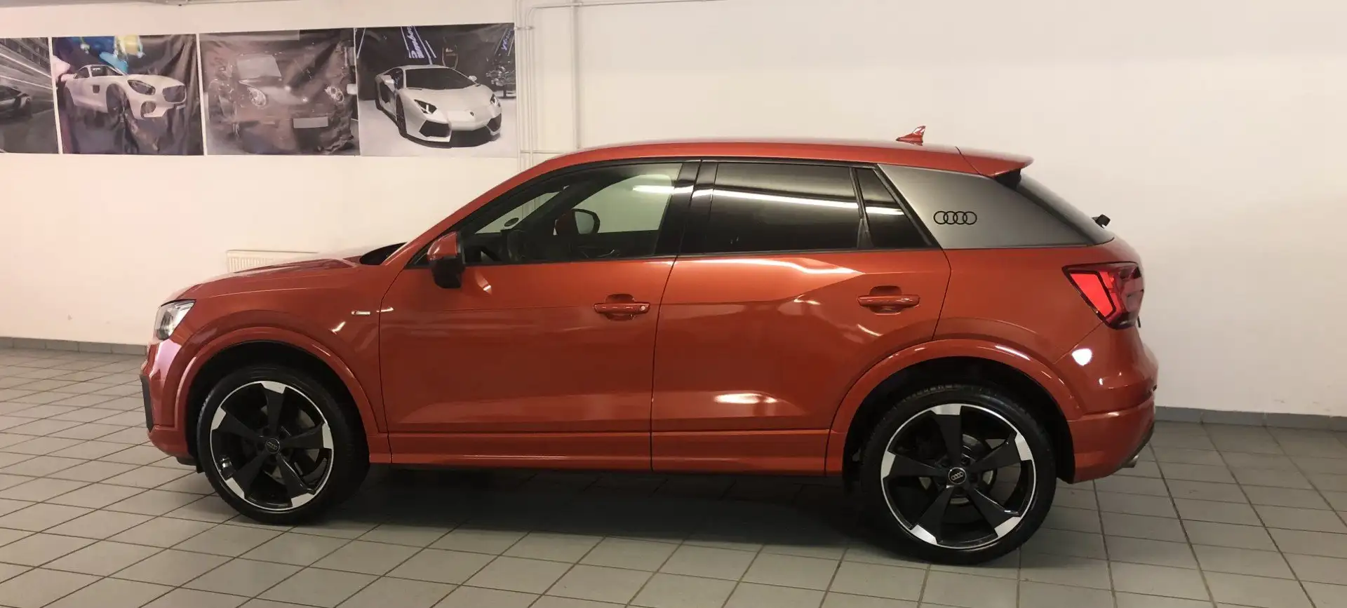 Audi Q2 sport S Line Sportpaket Orange - 2