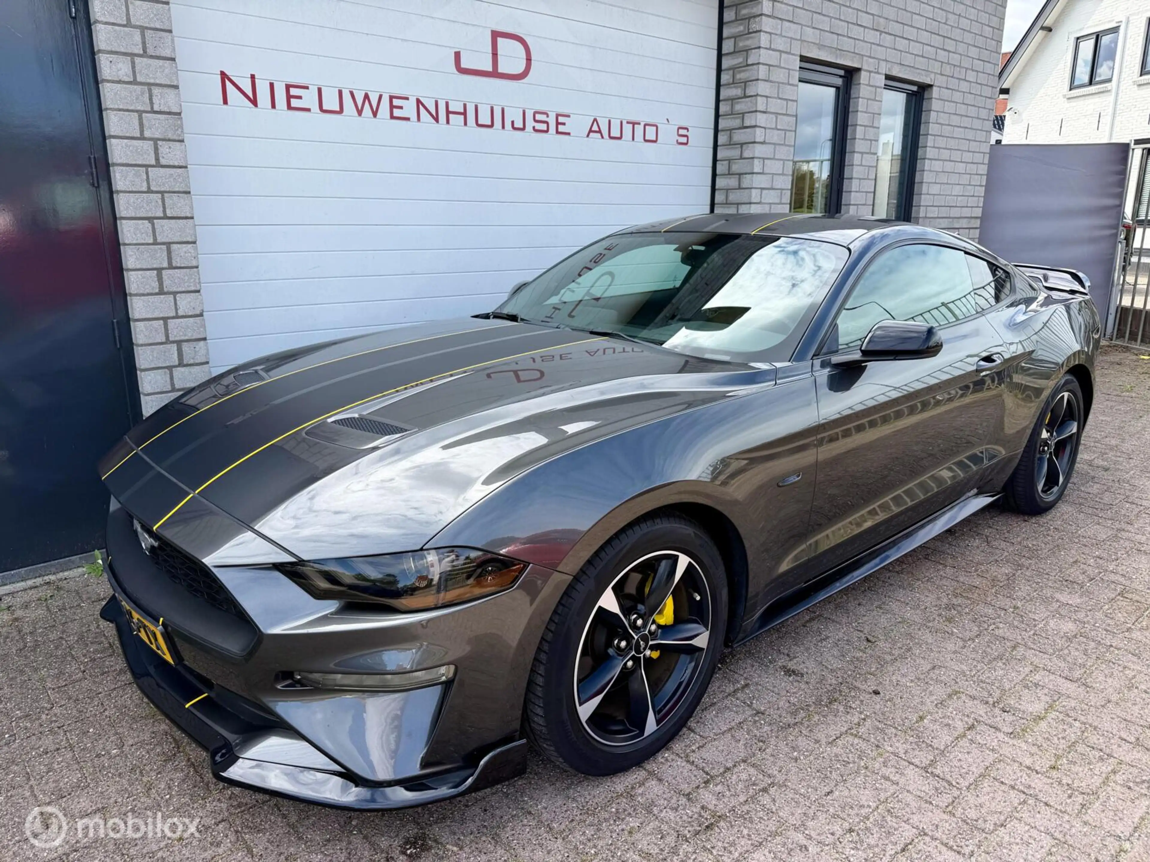 Ford Mustang 2.3 EcoBoost, 75.305km, GT350 look!