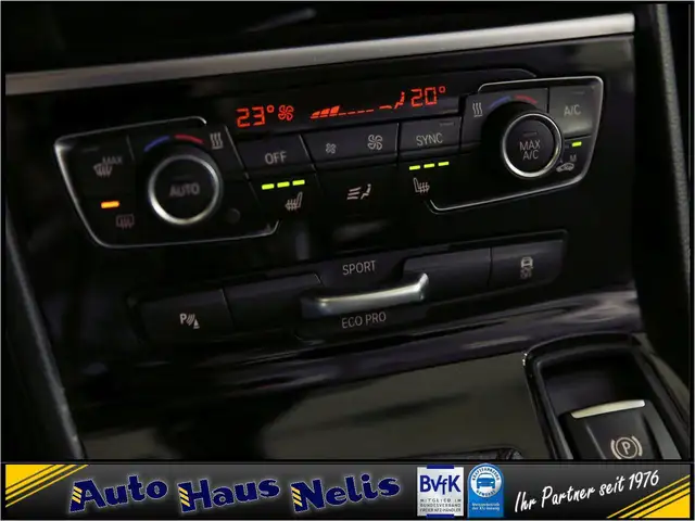 BMW 2 Series view 12