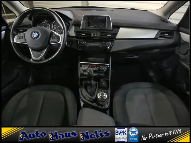 BMW 2 Series view 9