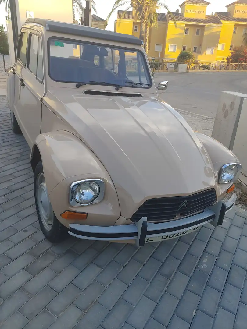 Citroen Dyane 6 Beige - 1