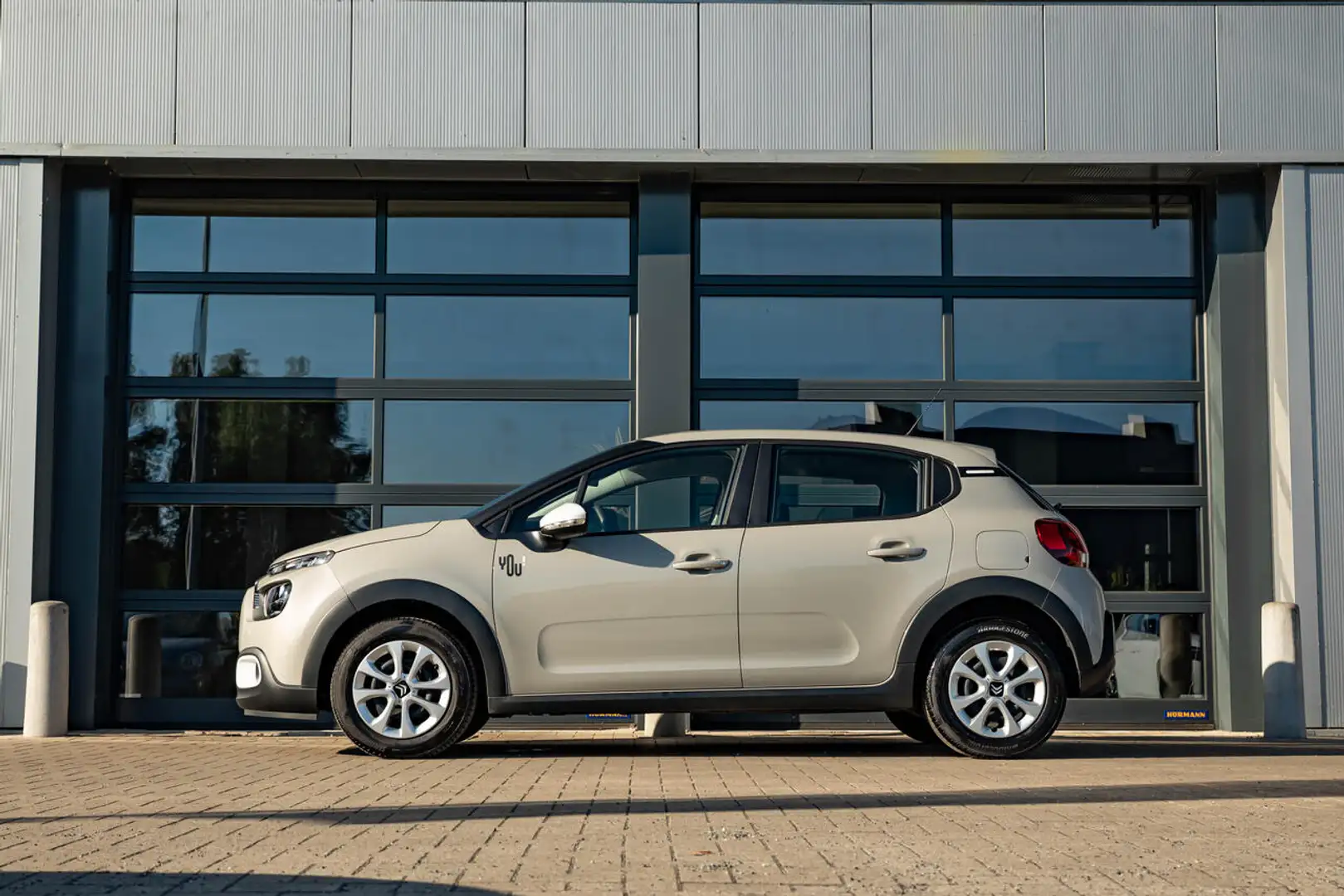 Citroen C3 MT 83pk MT5 | a. Sens | Stop&Start | Cruise Con... Beige - 2