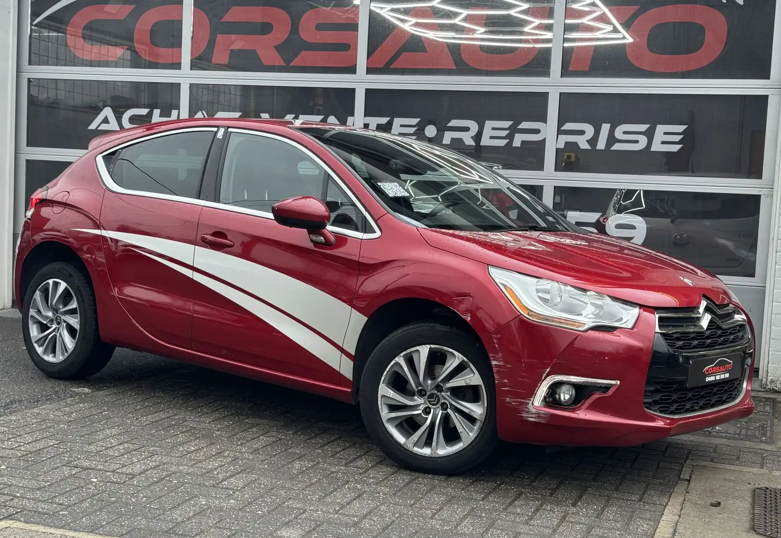 Citroen DS4 DS4 1.6 HDi CUIR CLIM CRUISE NAV TEL JA Rot - 2