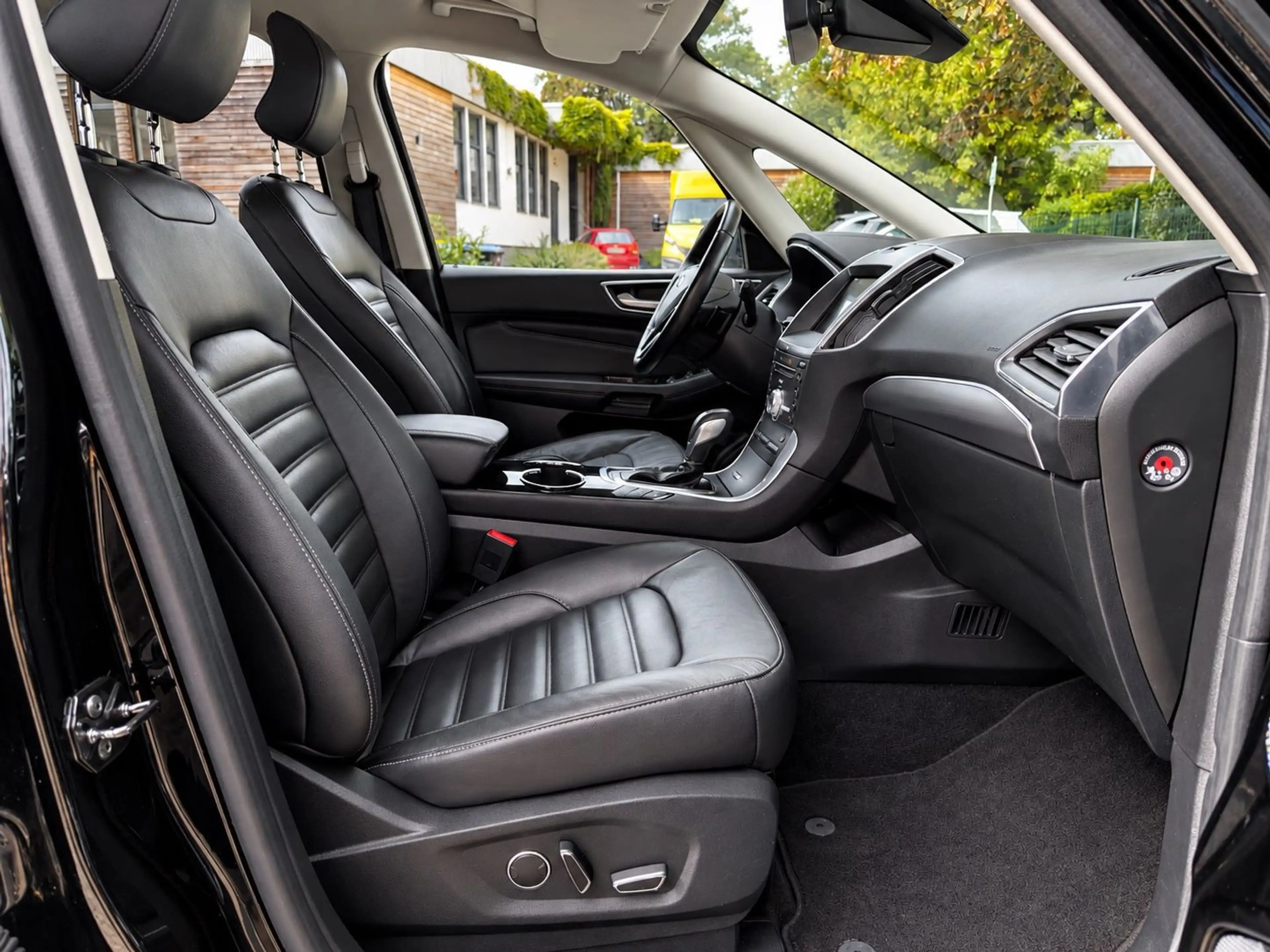 Ford Galaxy 2,0 SCTi Automatik "Titanium" 7-Sitzer — photo 13