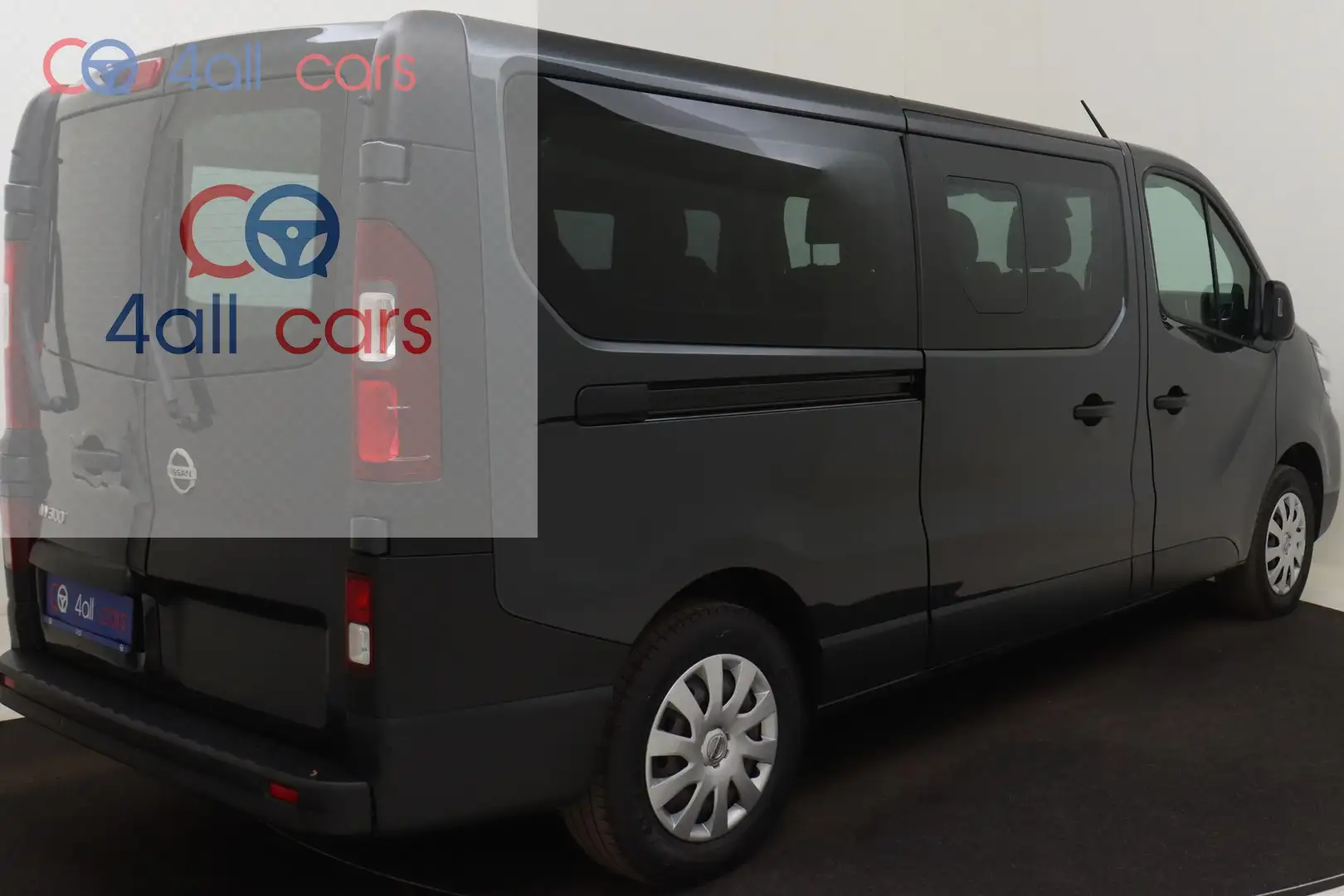 Nissan NV300 3168 N-Connecta 2900 L2 9P 2.0dCi S&S 150pk Gris - 2