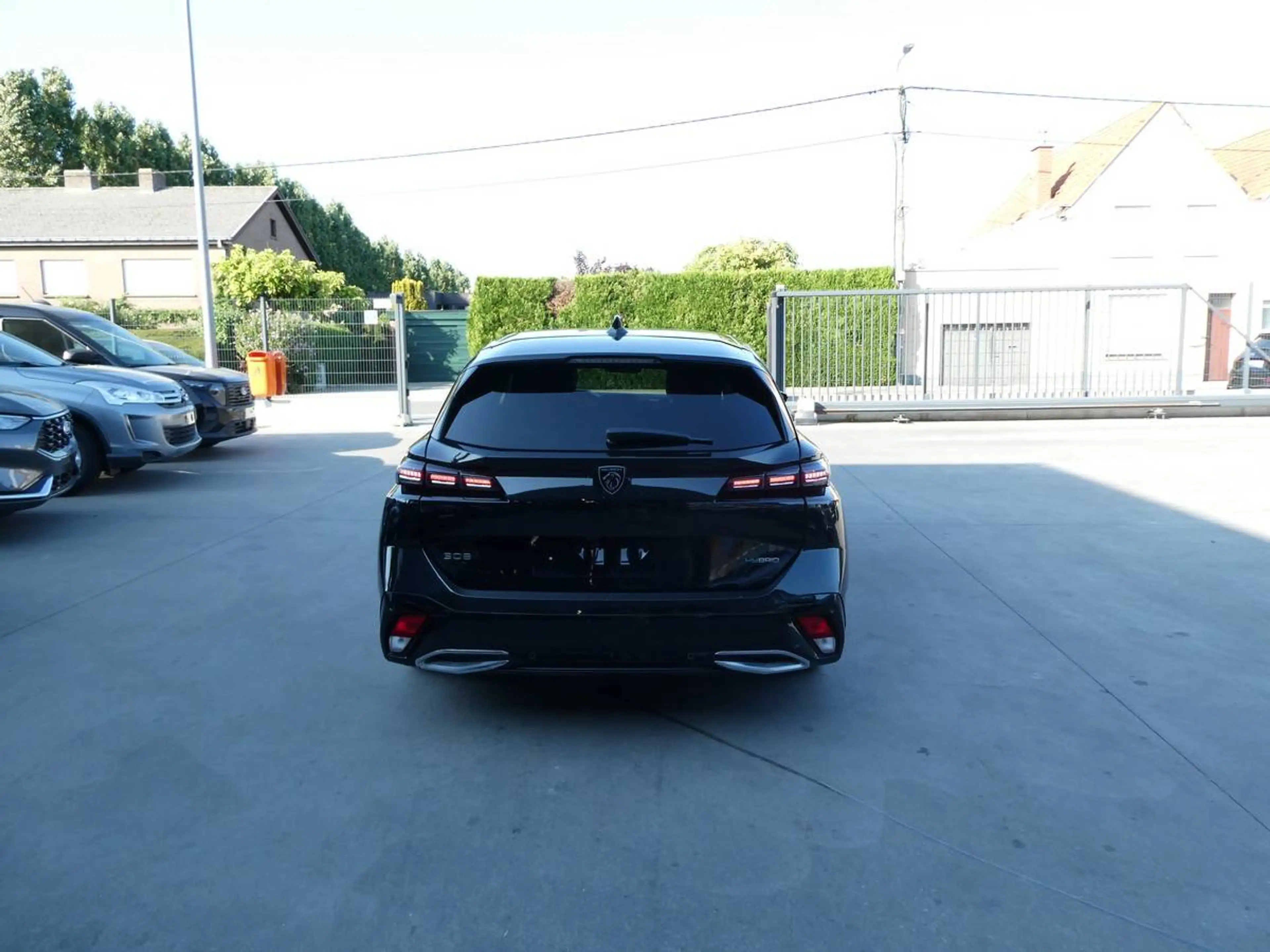 Peugeot 308 Break 1.6 i PHEV 180pk Automaat Allure Luxe 360° Cam Leder ACC (78200) — photo 4