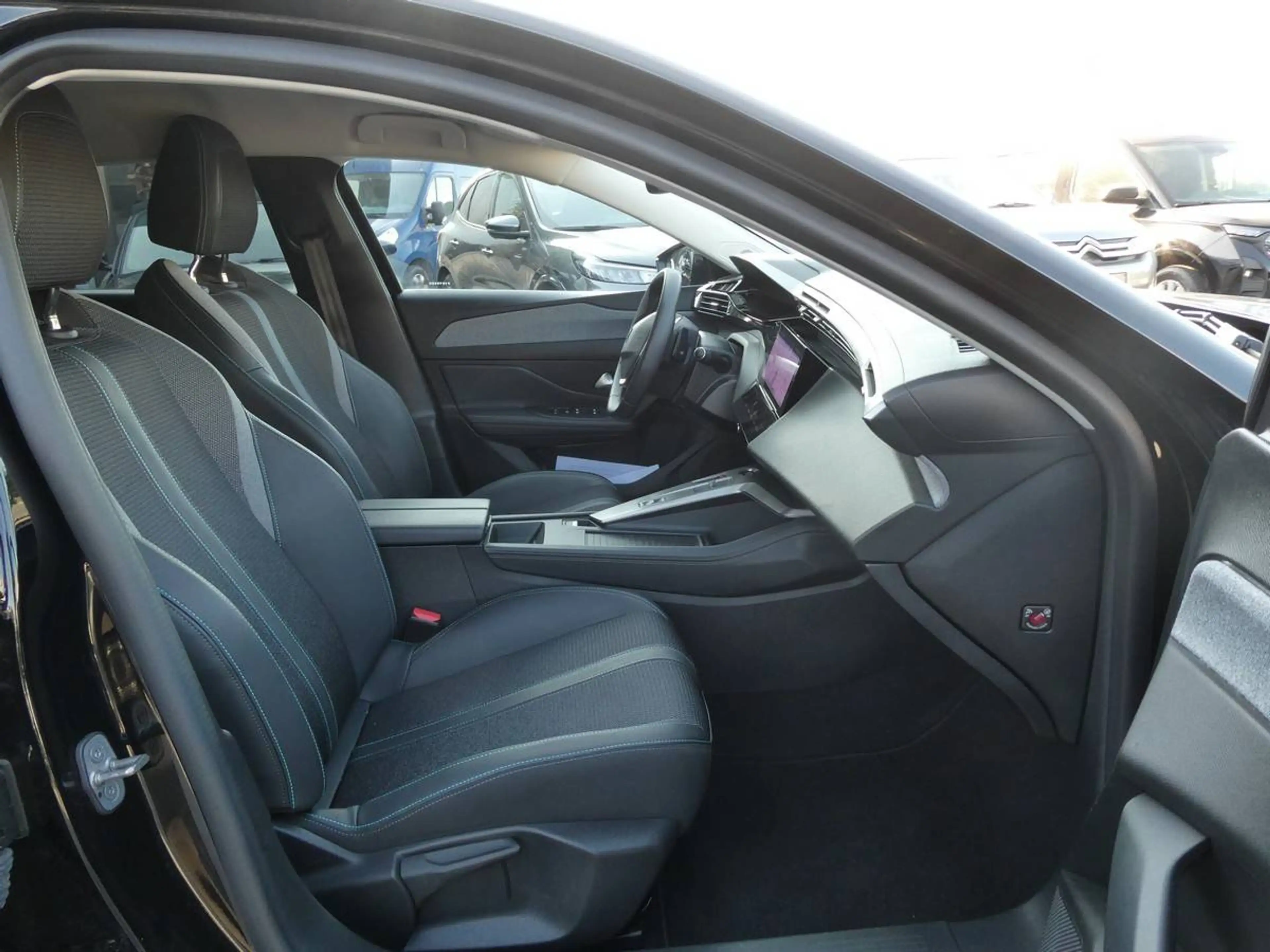 Peugeot 308 Break 1.6 i PHEV 180pk Automaat Allure Luxe 360° Cam Leder ACC (78200) — photo 7