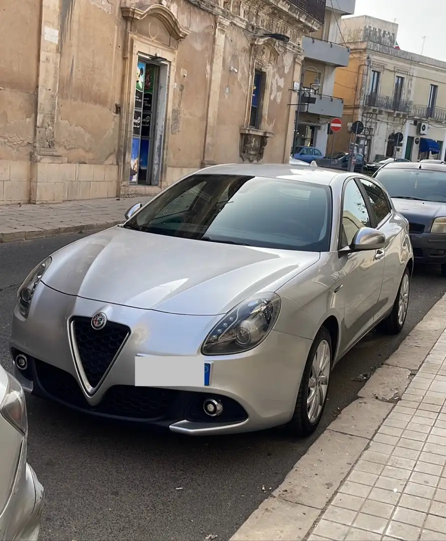 Alfa Romeo Giulietta 1.6 jtdm Sport 120cv - 1