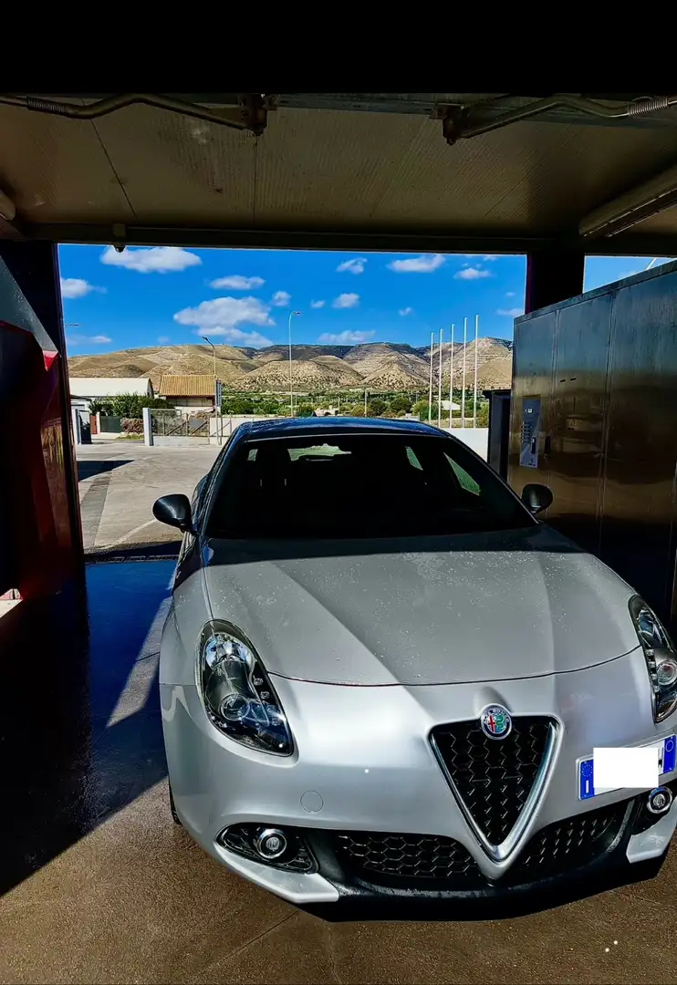 Alfa Romeo Giulietta 1.6 jtdm Sport 120cv - 2