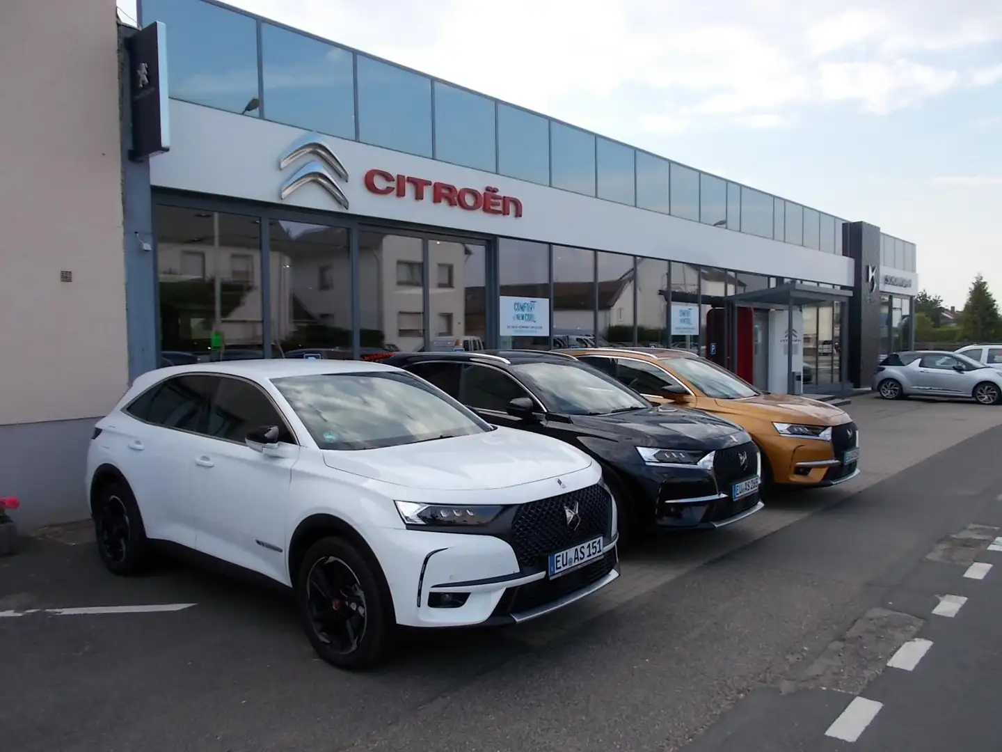 DS Automobiles DS 4 DS4 BASTILLE+ E-TENSE  HEAD UP, PDC,MIRROWLINK,SIT Braun - 1