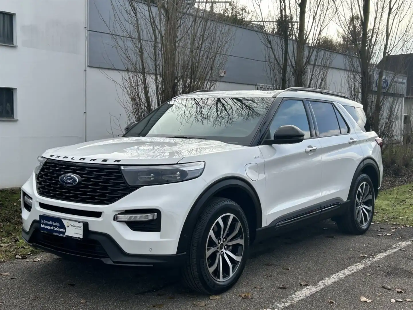 Ford Explorer ST-Line PHEV AWD 363PS Aut. Blanc - 1