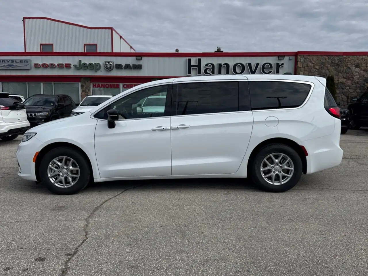 Chrysler Pacifica снимка Chrysler Pacifica