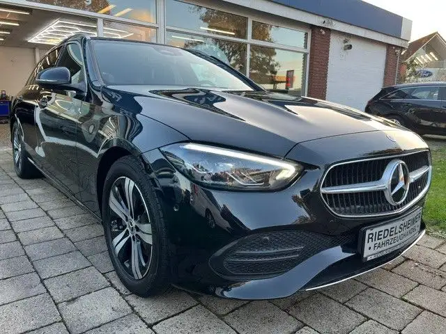 Mercedes-Benz C 200 d T Avantg. Advanced AUT LEDER LED AHK