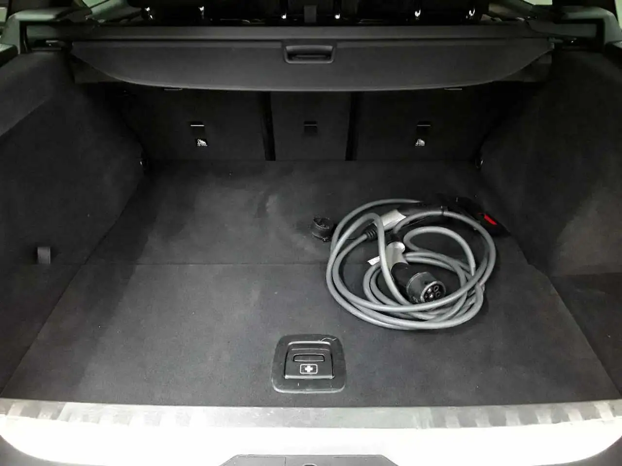 BMW 320 320e Touring Aut. M Sport Navi SHZ LED, миниатюра 10