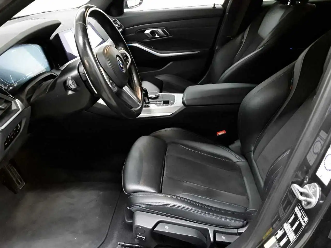 BMW 320 320e Touring Aut. M Sport Navi SHZ LED, миниатюра 3