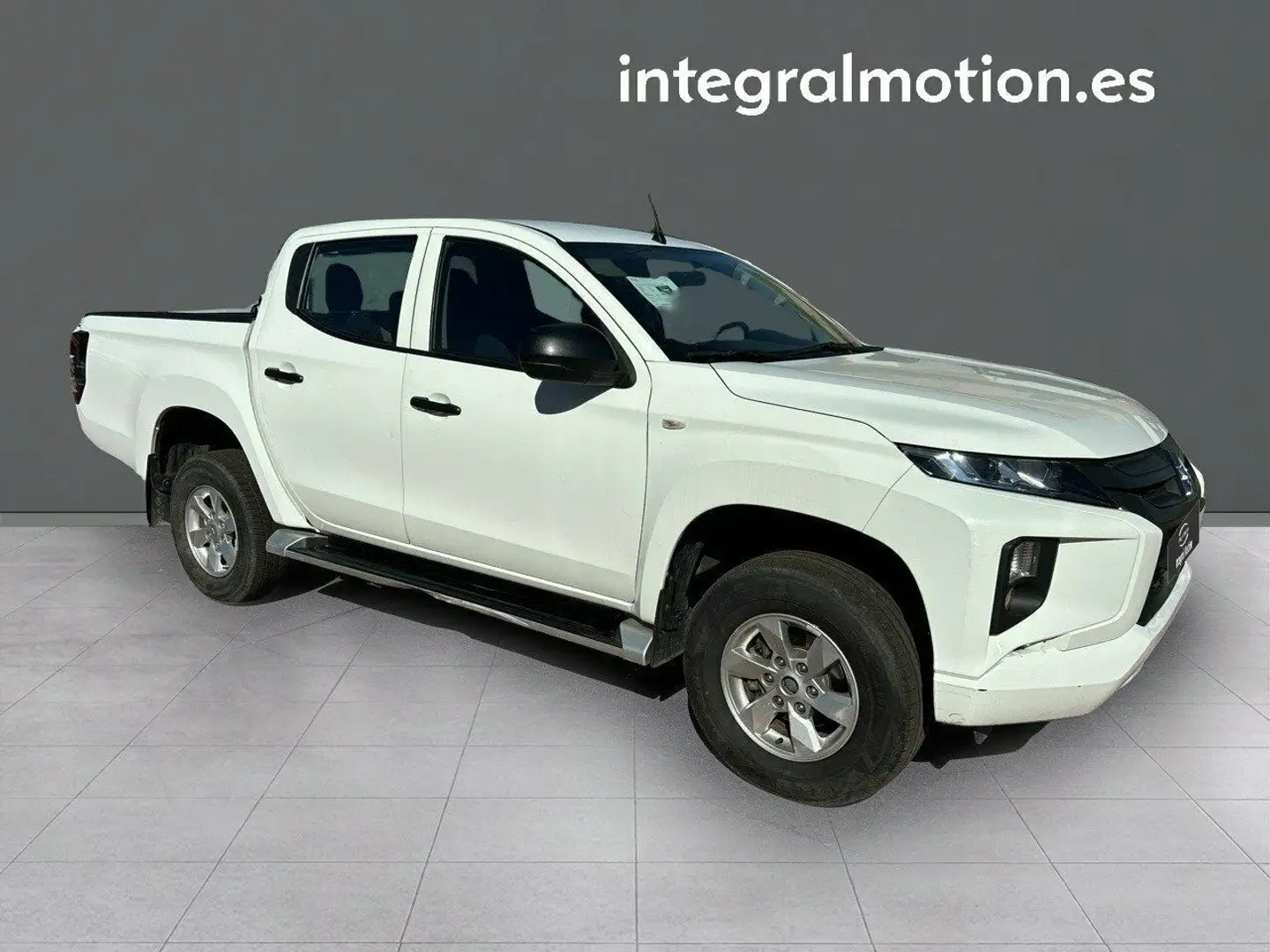 Mitsubishi L200 D/C 220 DI-D M-Pro Auto 150CV Blanco - 2