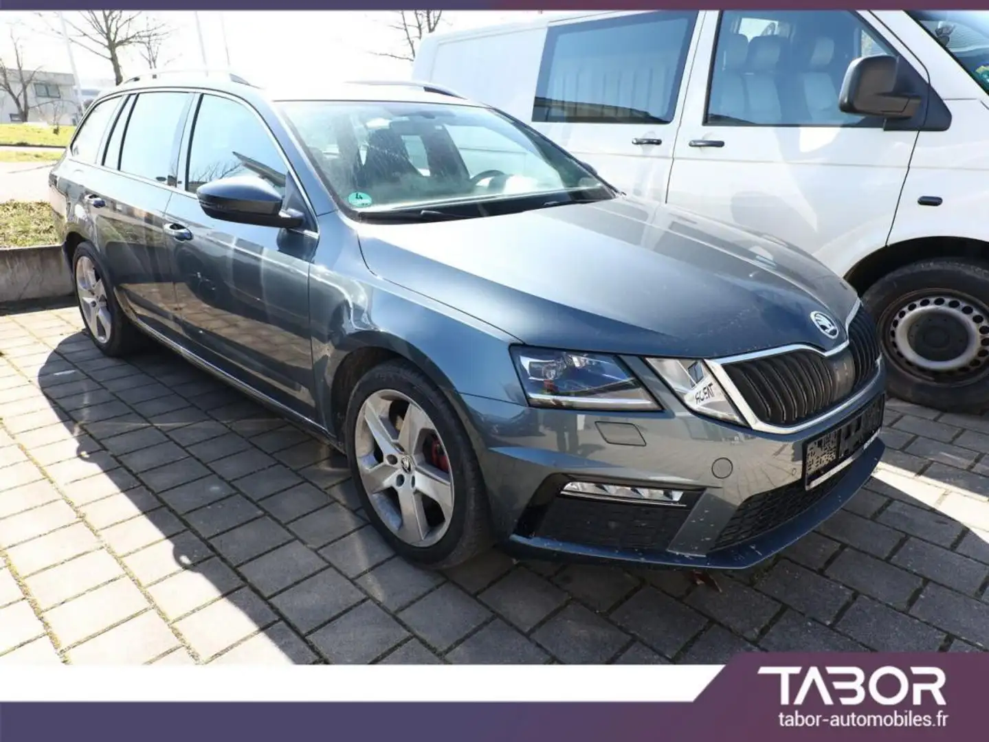 Skoda Octavia Combi 2.0 TSI 230 DSG RS Pano LED Gris - 2