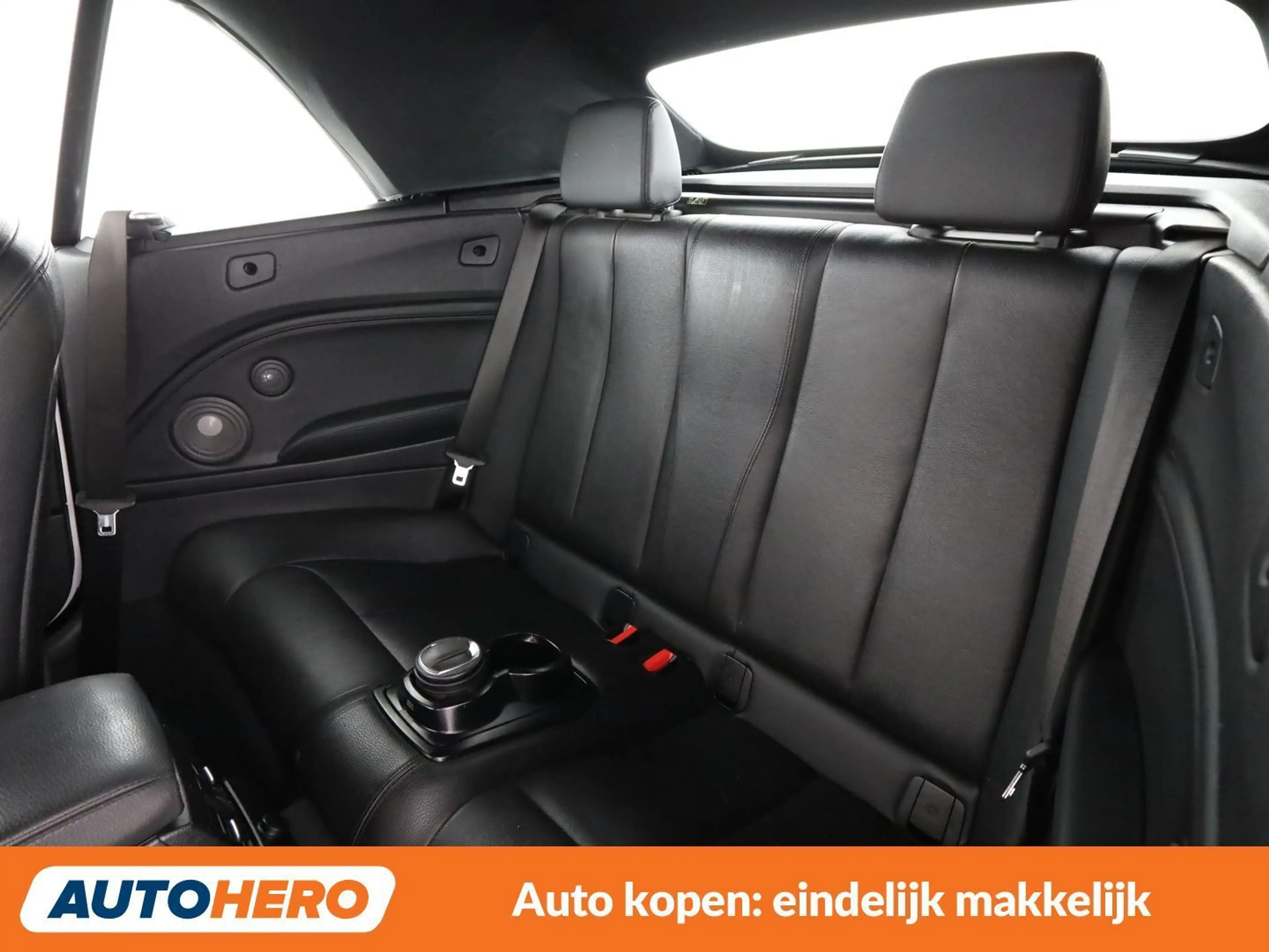 BMW 230 230i Sport Line — photo 14