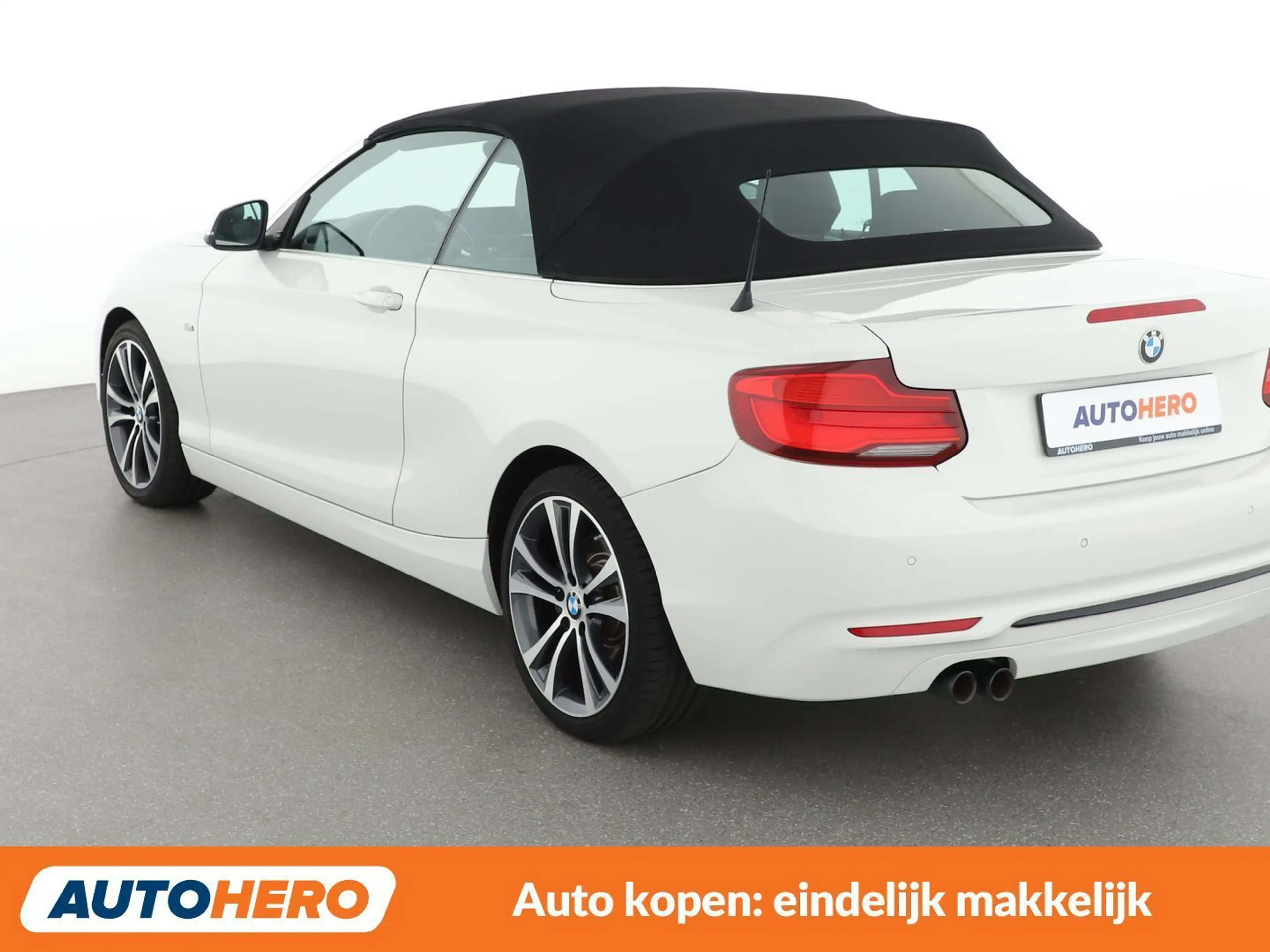BMW 230 230i Sport Line — photo 4