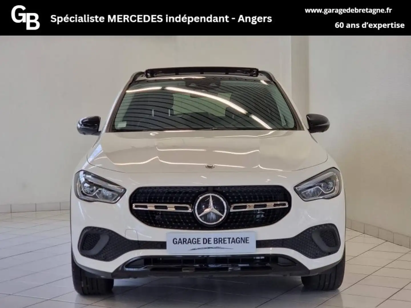 Mercedes-Benz GLA 200 200 163ch Progressive Line 7G-DCT Blanc - 2