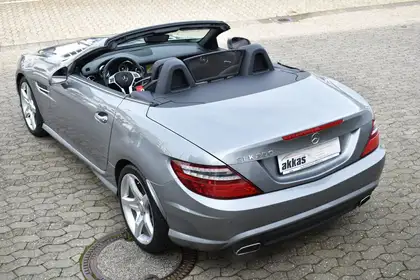 Annonce voiture d'occasion Mercedes-Benz SLK 250 - CARADIZE