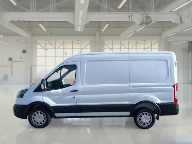 Ford Transit view 5