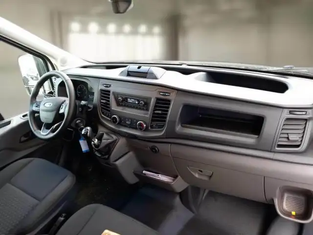 Ford Transit view 7