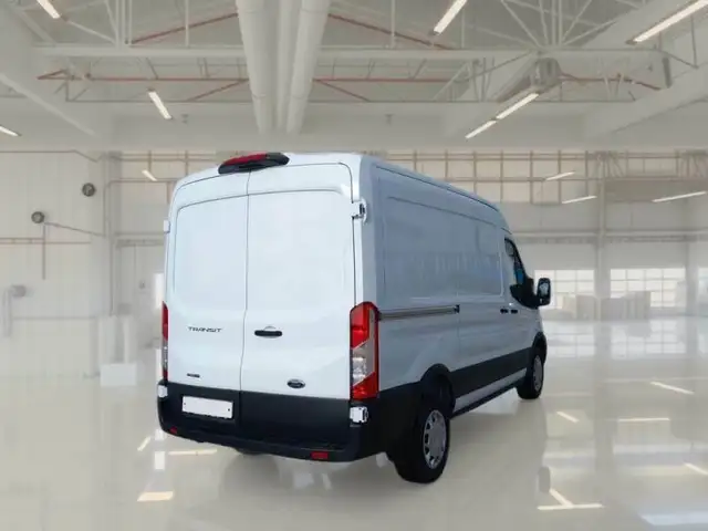 Ford Transit view 4