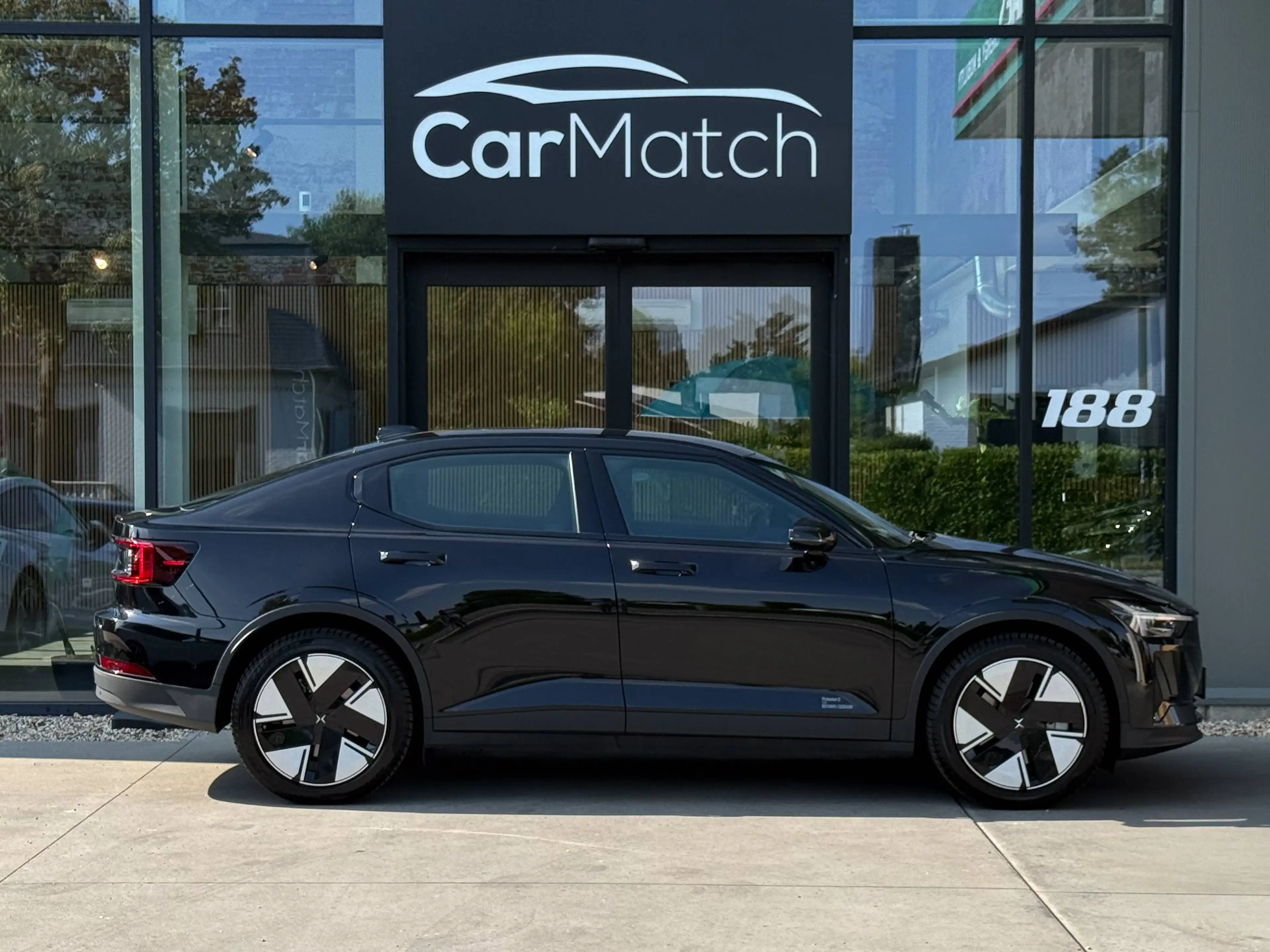 Polestar 2 Long Range Single Motor - Plus Pack | Climate Pack | ACC — photo 4