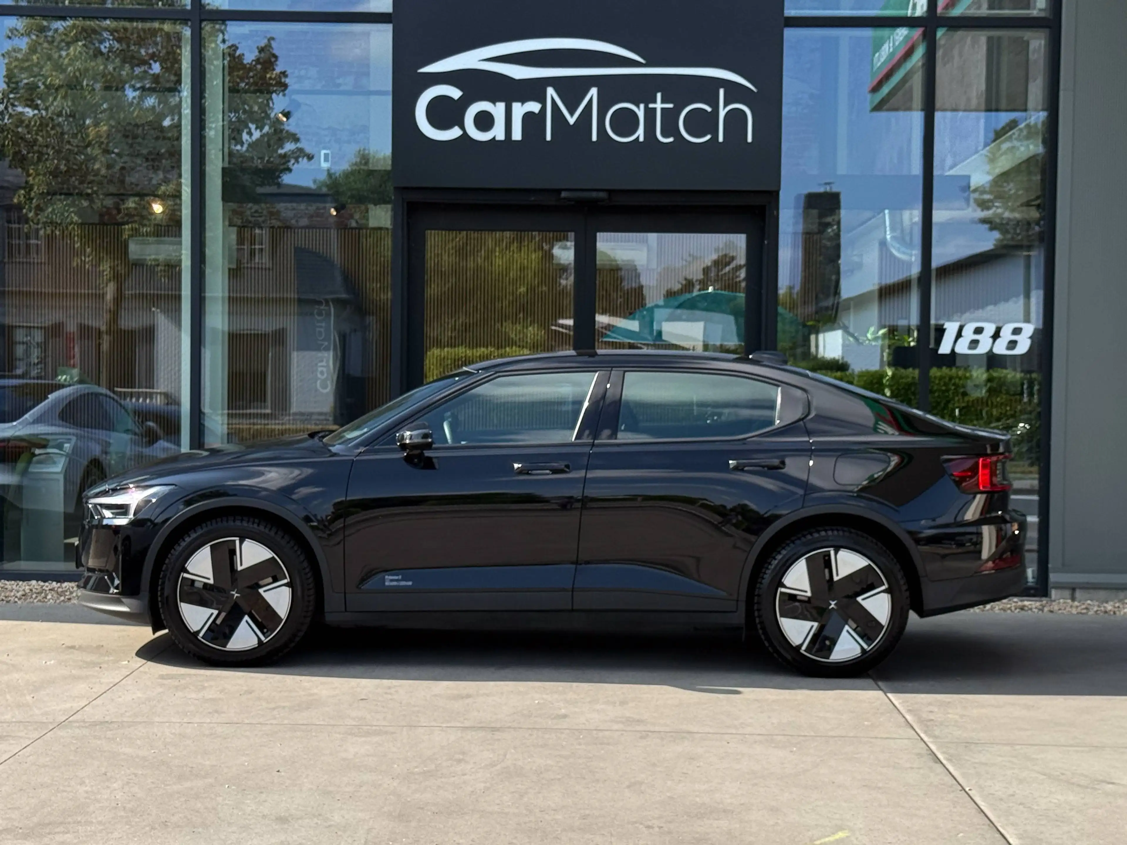 Polestar 2 Long Range Single Motor - Plus Pack | Climate Pack | ACC — photo 8