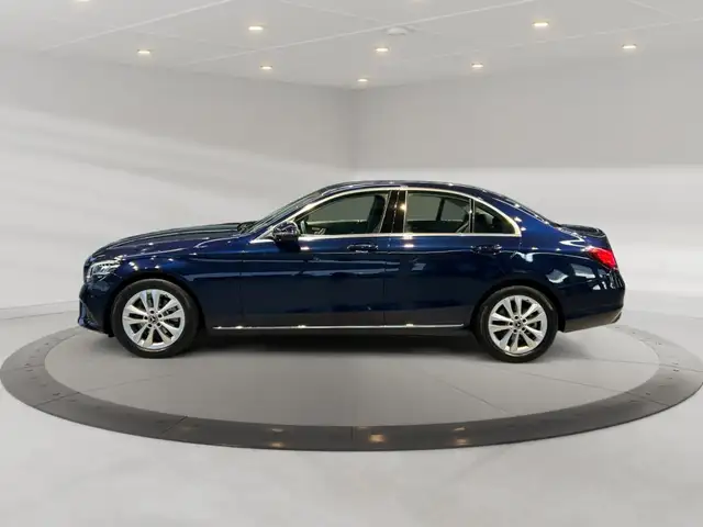 Mercedes-Benz C-Class view 5