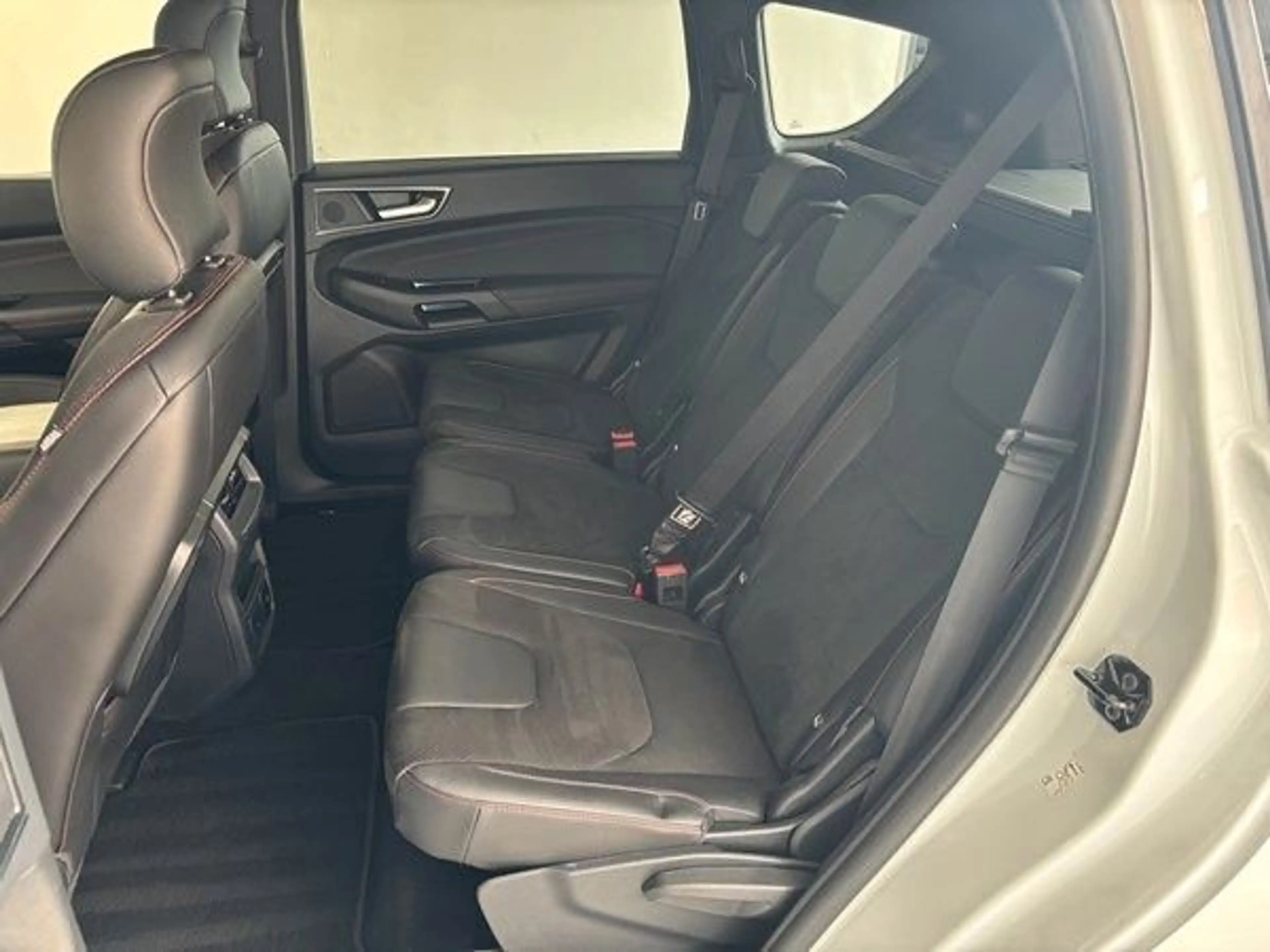 Ford S-Max 2.0 EcoBlue Aut. ST-LINE AHK / LED / SOUND — photo 13