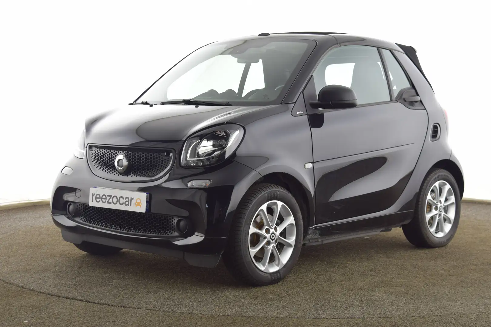 smart forTwo Fortwo Cabrio 0.9 90 ch S\u0026amp;S BA6 Siyah - 1