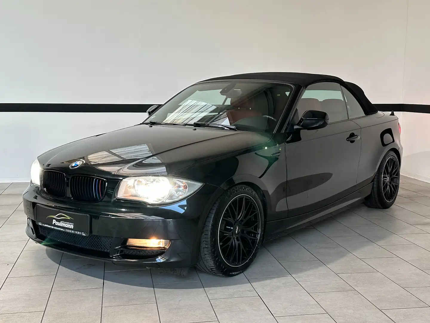 BMW 118 118 i Cabrio Leder*Klimaaut.*Sitzheizung*PDC*Alu* Schwarz - 1