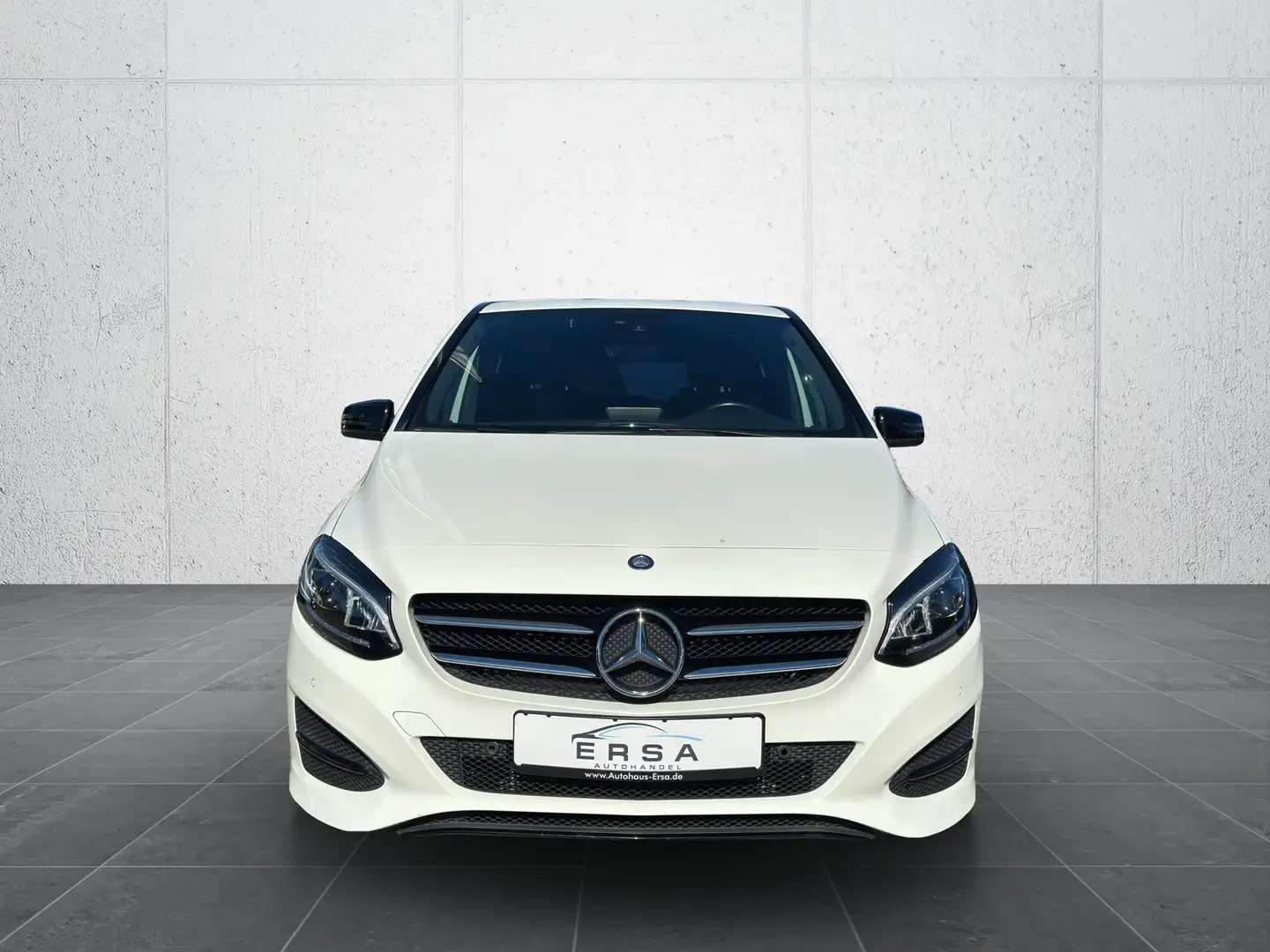 Mercedes-Benz B 180 *Urban*Night*LED*Navi*Sitzheizung*Tempomat Blanc - 2