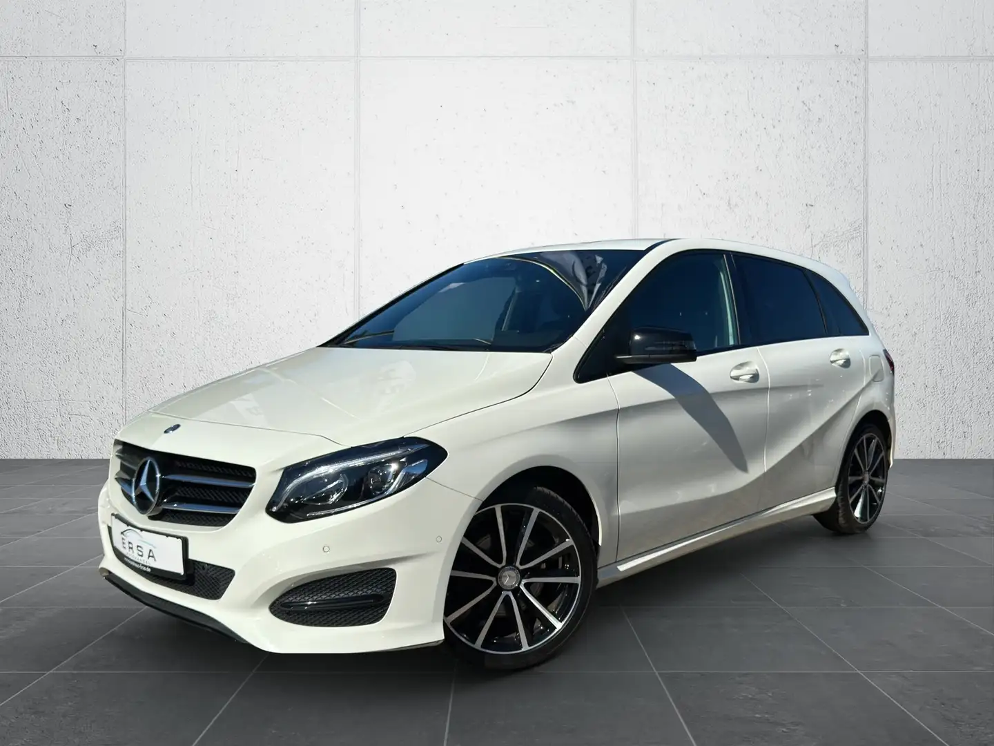 Mercedes-Benz B 180 *Urban*Night*LED*Navi*Sitzheizung*Tempomat Blanc - 1