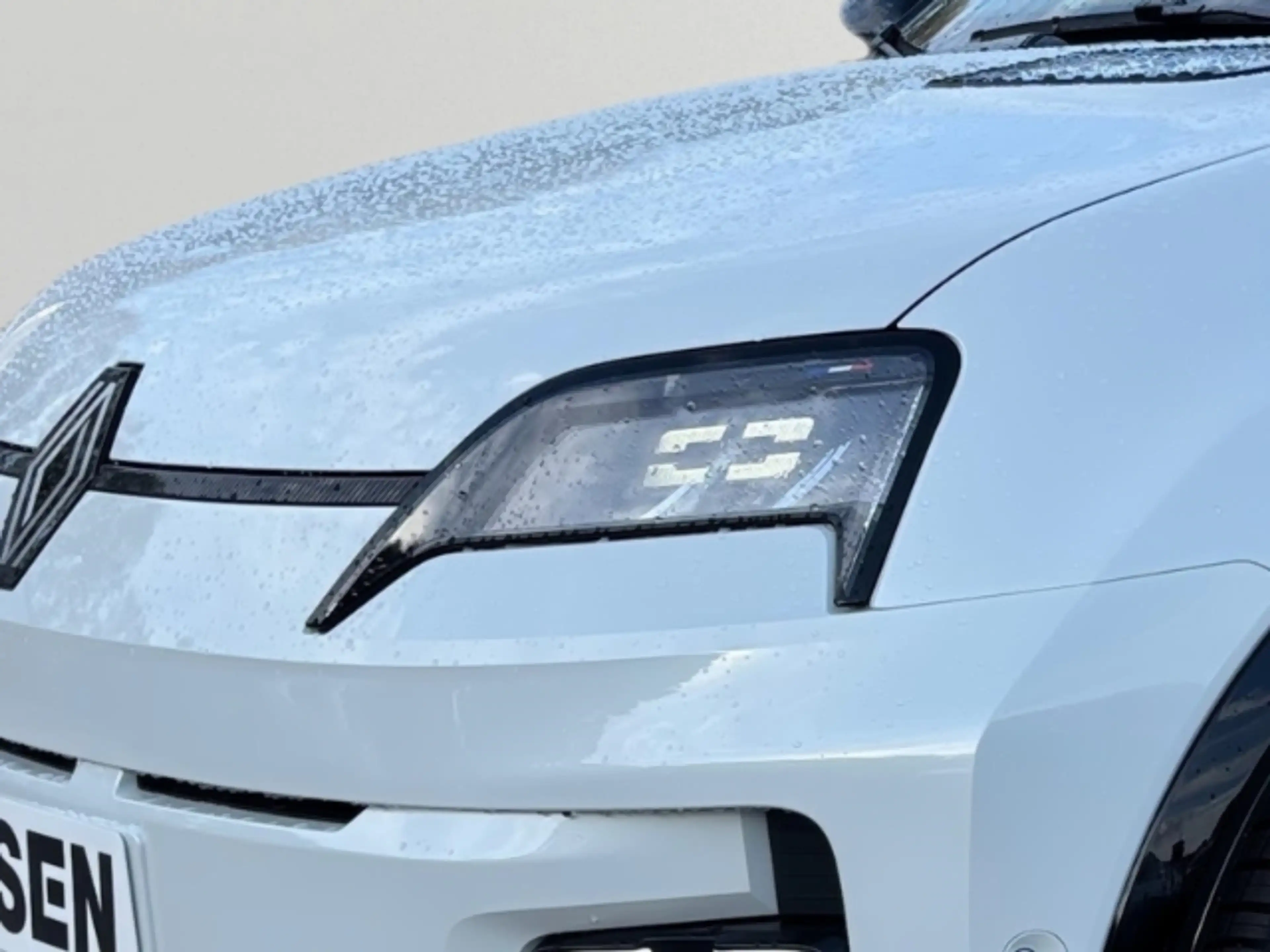 Renault R 5 Electric E-Tech elektrisch Iconic Five 10 Comfort — photo 5