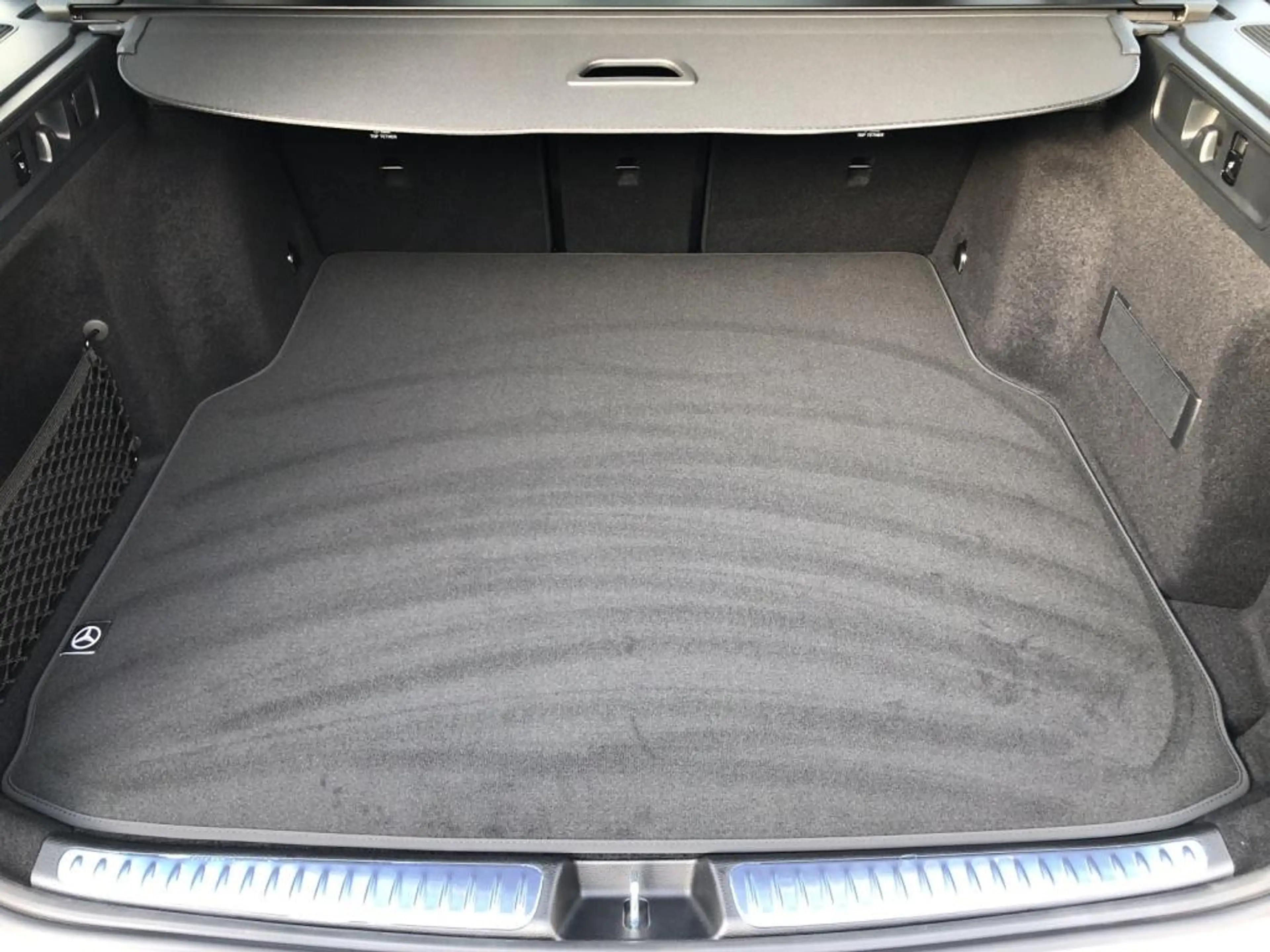 Mercedes-Benz C 180 T-Modell AMG+ILS+MBUX+Night+AHK+Pano+SHD — photo 13