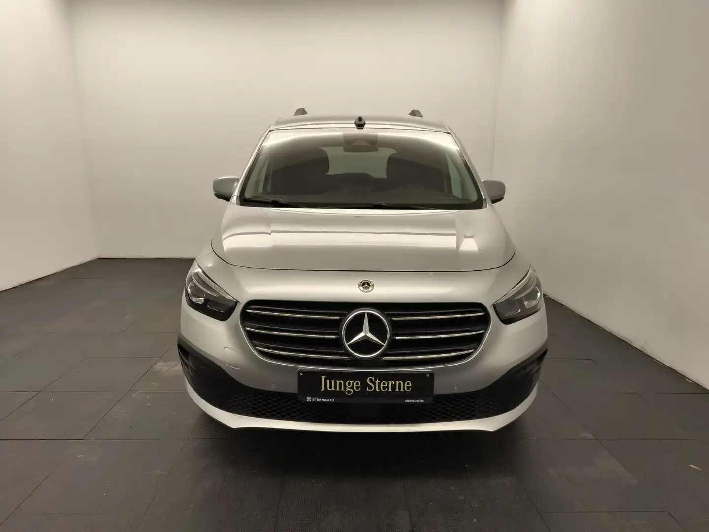 Mercedes-Benz T-Klasse T 180 d PROGRESSIVE Standard  Edition Sondermodell Silber - 2