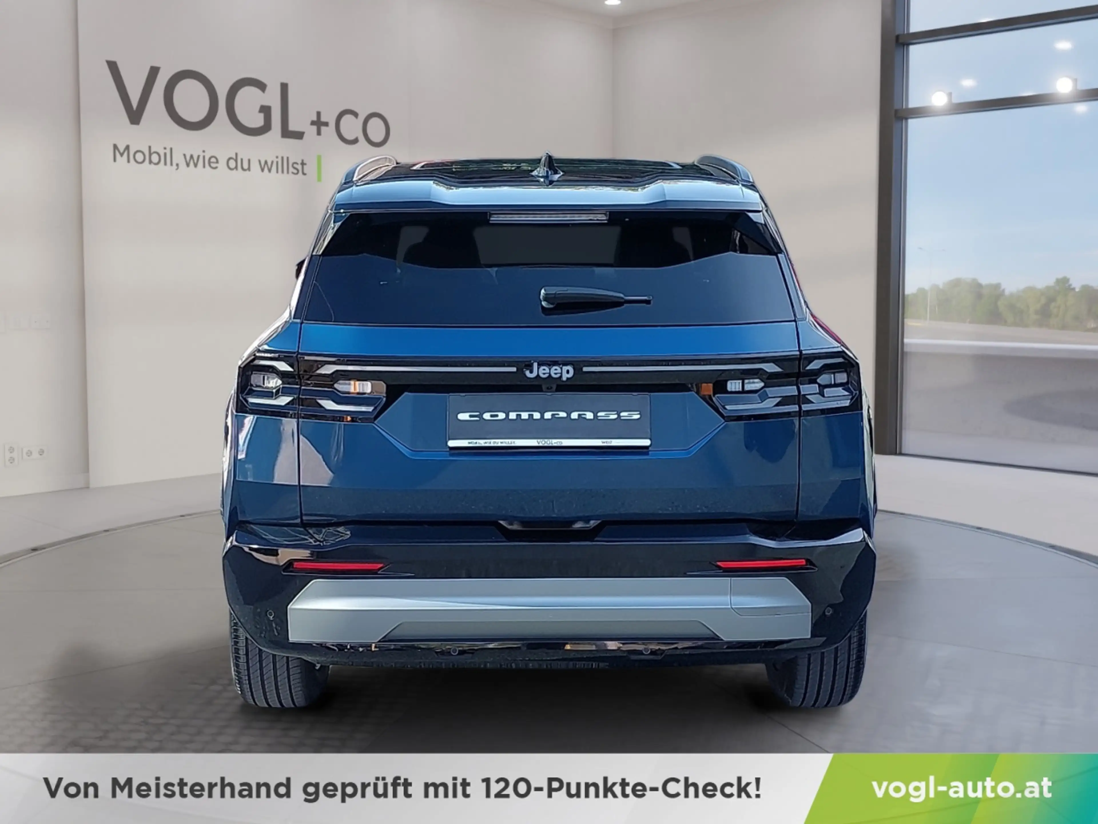 Jeep Compass e-Hybrid First Edition 145PS — photo 7