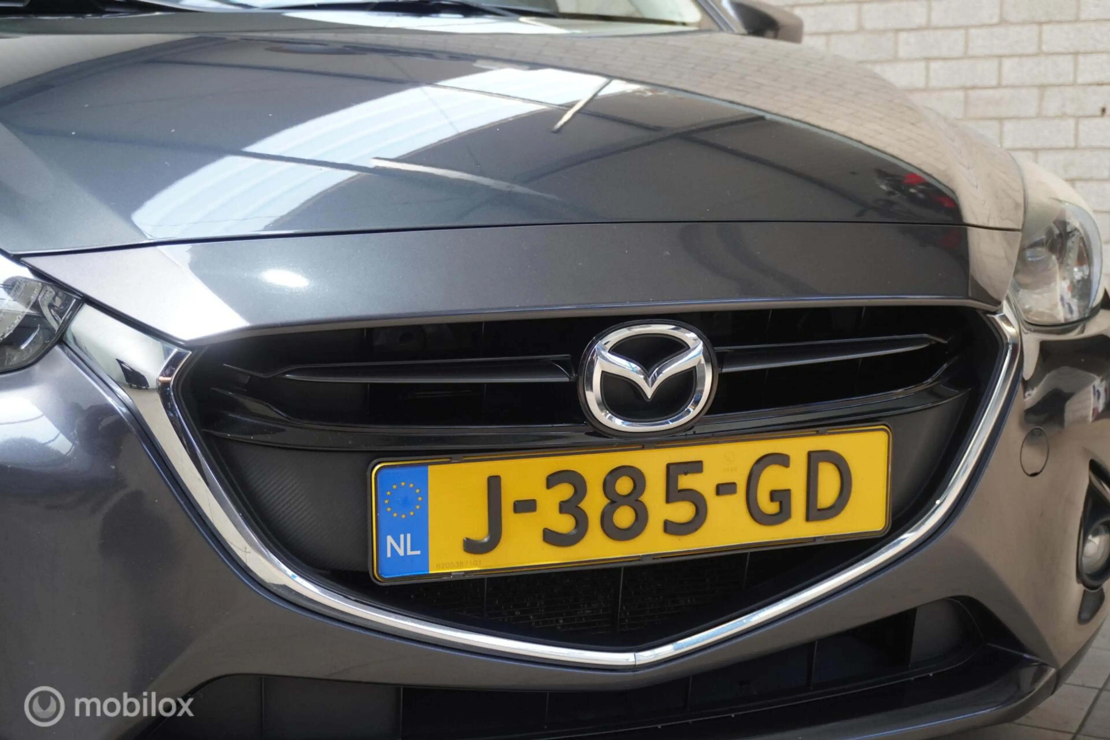 Mazda 2 1.5 Skyactiv-G GT-M — photo 4