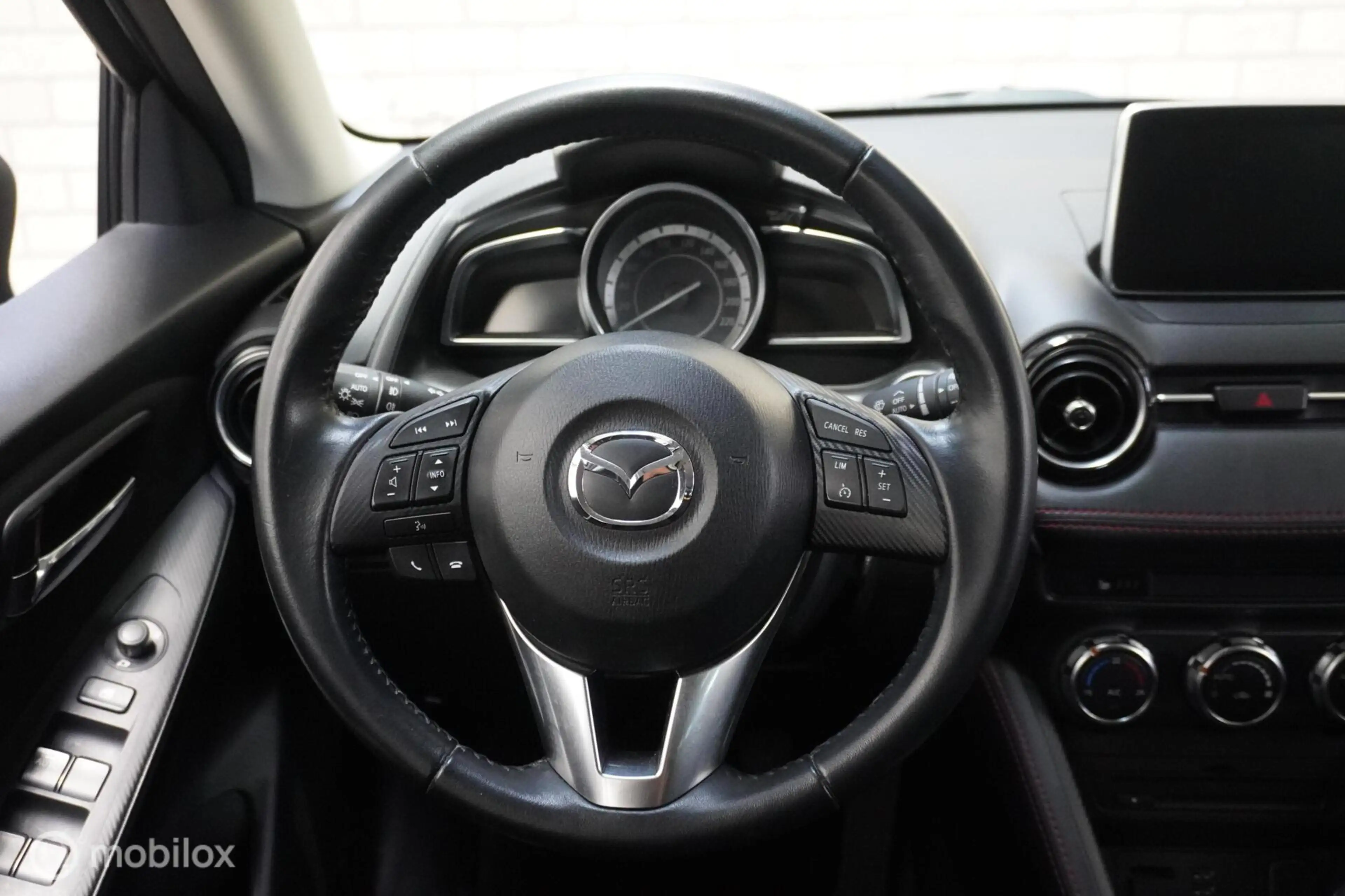 Mazda 2 1.5 Skyactiv-G GT-M — photo 12