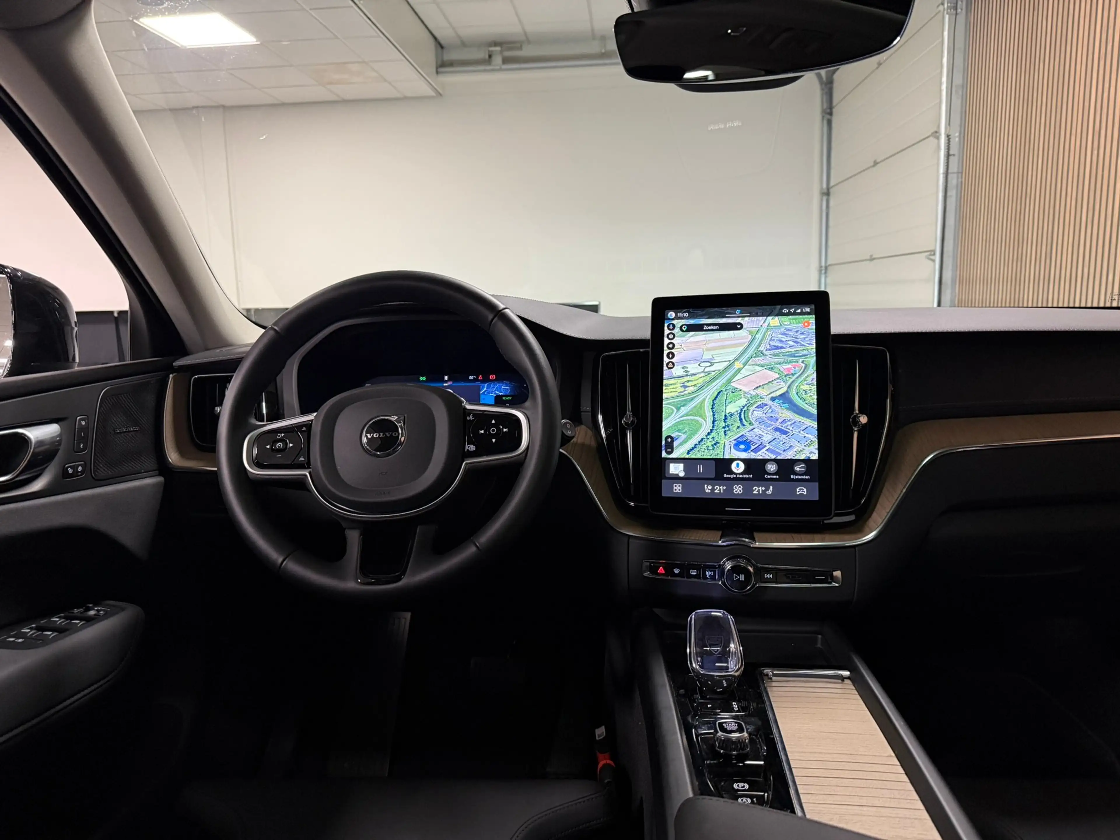 Volvo XC60 T6 AWD Recharge Ultra Dark | Facelift | Luchtverin — photo 17