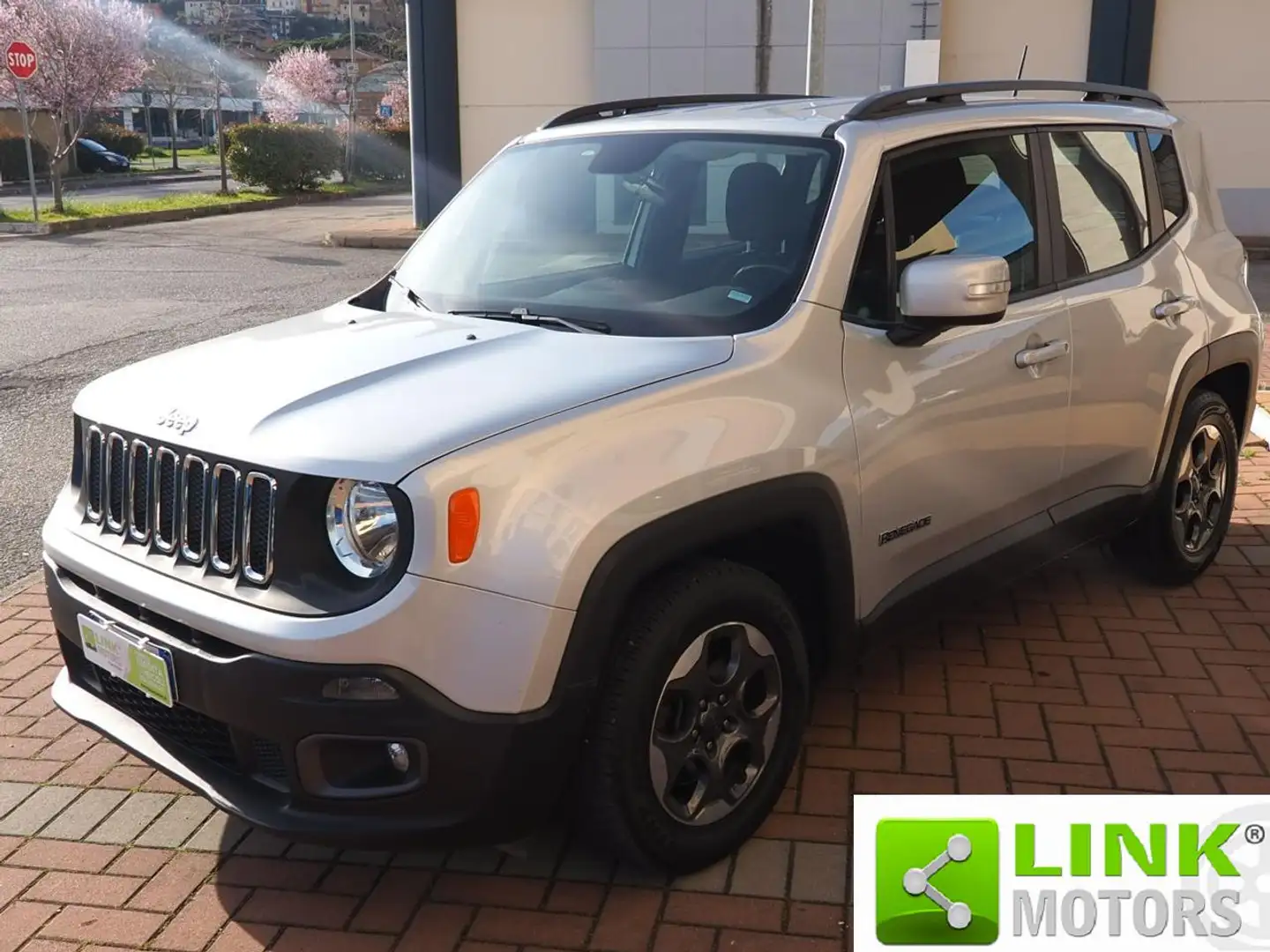 Jeep Renegade 1.6 Mjt 120 CV Longitude Grijs - 1